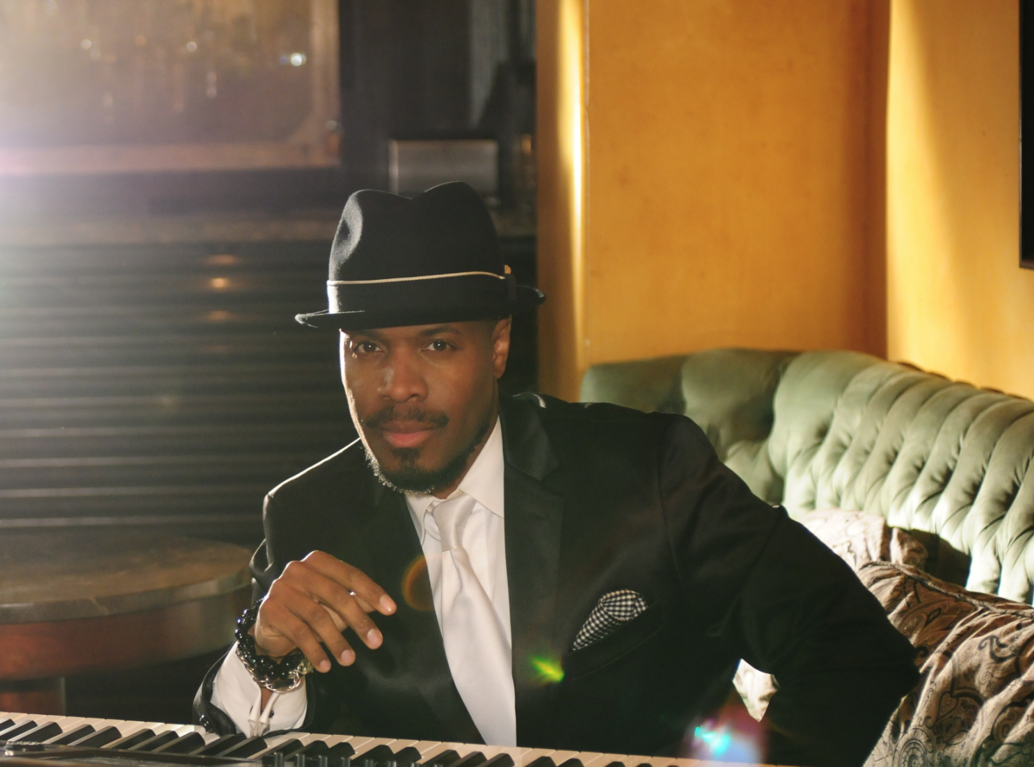 As Music Director For The Oscars Chicago Native Michael Bearden Brings Elegance Spontaneity Chicago Sun Times As Music Director For The Oscars Chicago Native Michael Bearden Brings Elegance Spontaneity Chicago Sun Times