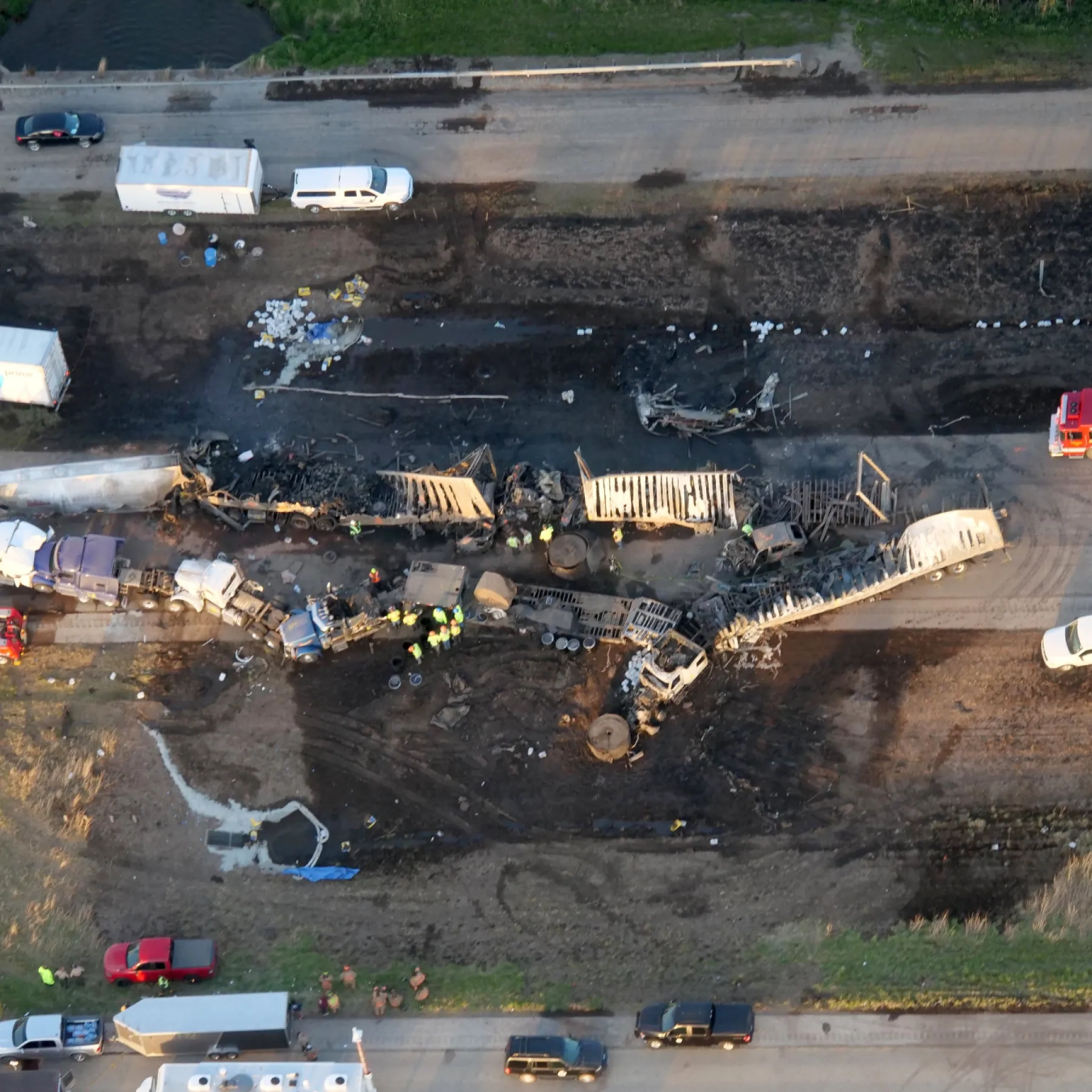 Fatal I 55 Dust Storm Crash Puts Focus On Illinois Farmers