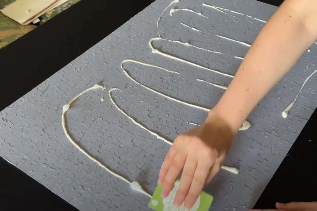 How To Glue A Puzzle For Long Lasting Preservation Robotime