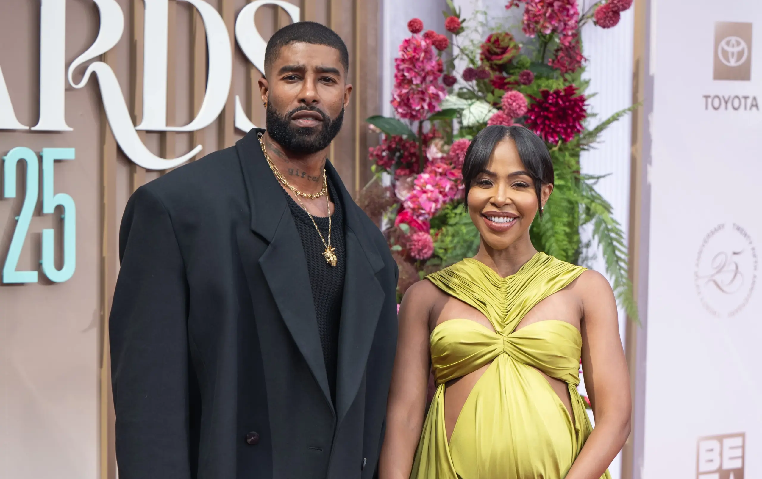 KJ Smith Skyh Black Bring Baewatch Vibes To Cowboy Carter 