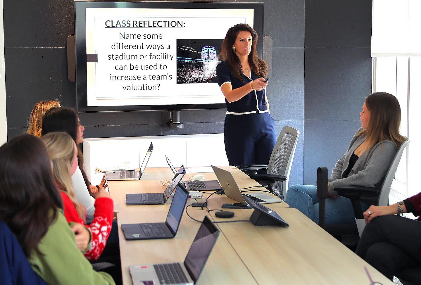 Nation s First Women s Sports Management Program To Launch At Simmons