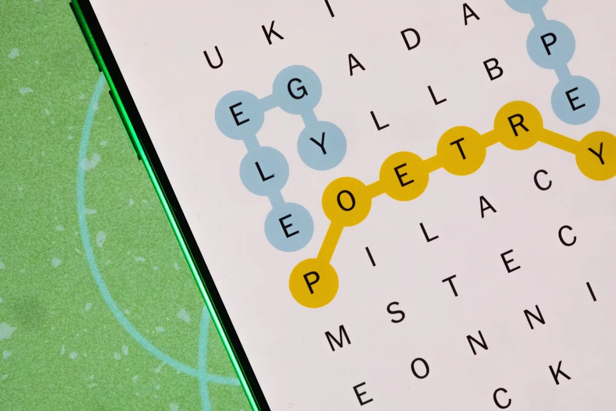 Today s NYT Strands Hints and Answer For Sunday October 5 2025